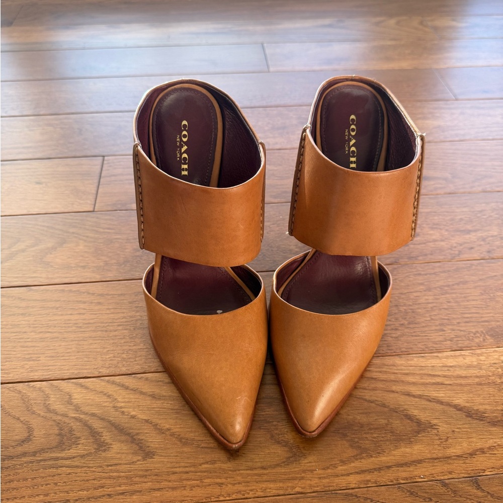 Coach Women's Brown Leather 4 inch Heels